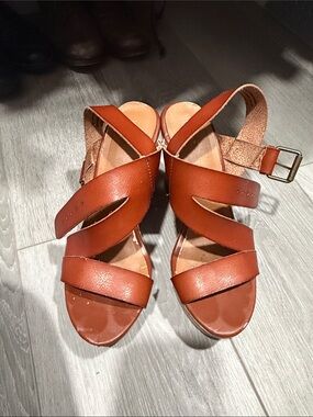 Women's Brown Leather Strappy Sandals - Casual Slingback